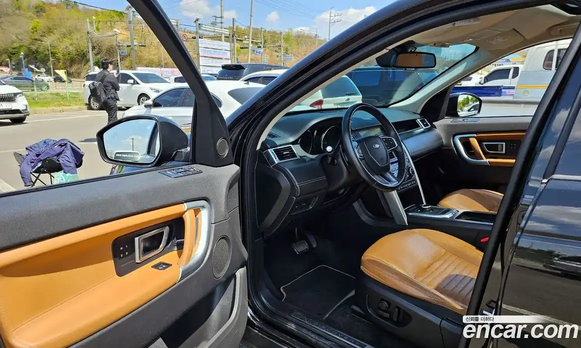 Land Rover Discovery Sport 2019 2.0 Автомат в Москве № 166302, фото 17