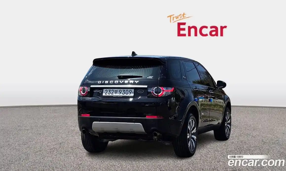 Land Rover Discovery Sport 2019 2.0 Автомат в Москве № 166302, фото 2