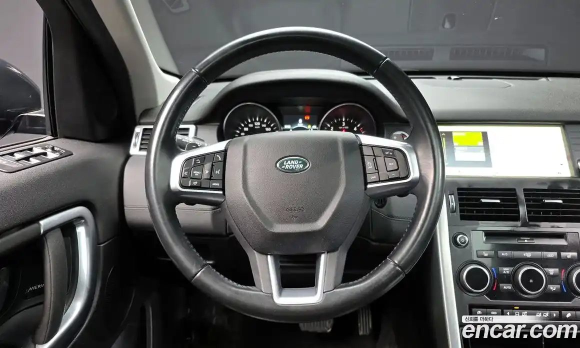 Land Rover Discovery Sport 2017 2.0 Автомат в Москве № 166669, фото 7