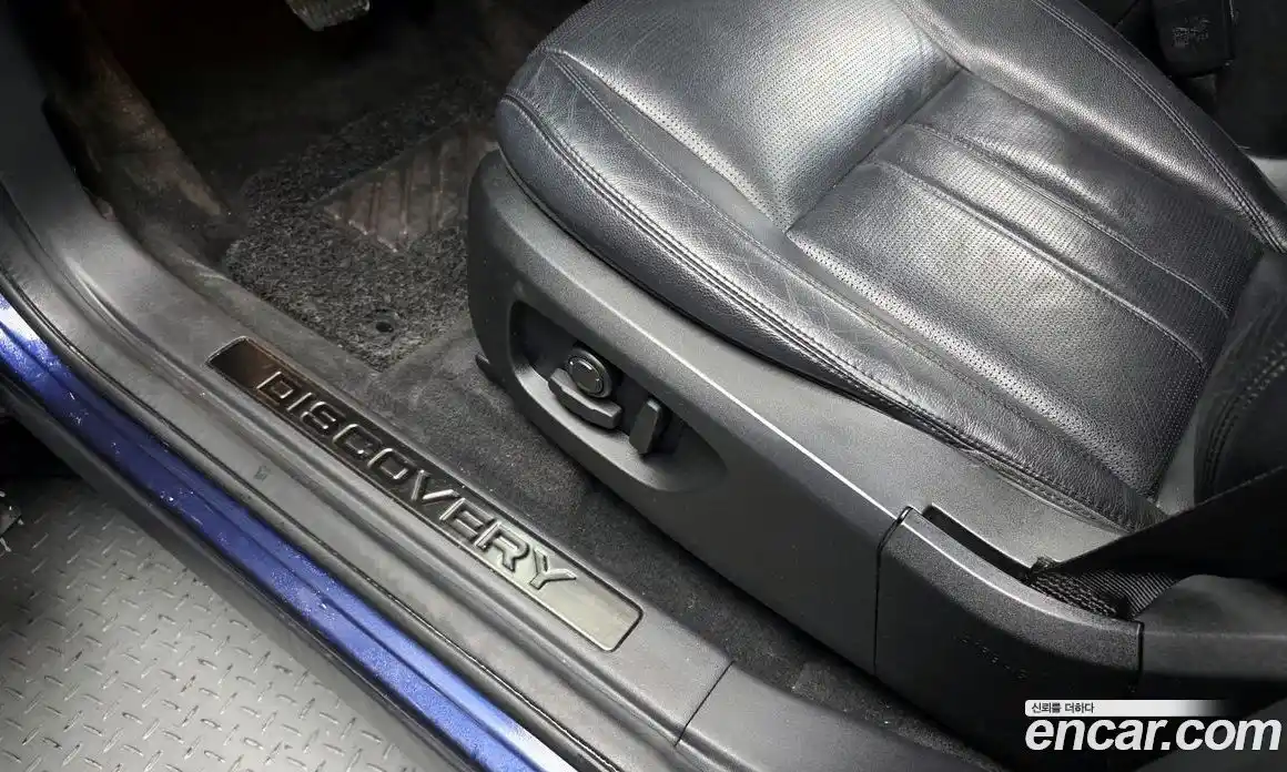 Land Rover Discovery Sport 2017 2.0 Автомат в Москве № 166669, фото 8