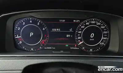 Volkswagen Golf, 2016