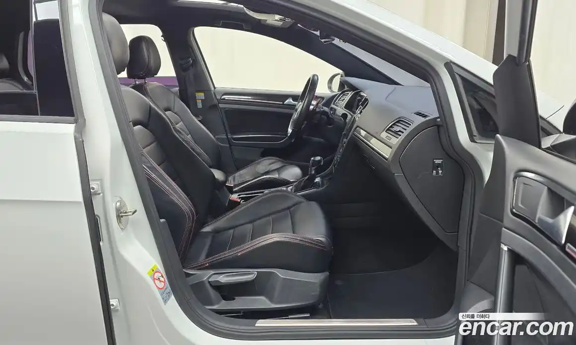 Volkswagen Golf 2016 2.0 Автомат в Москве № 169117, фото 6