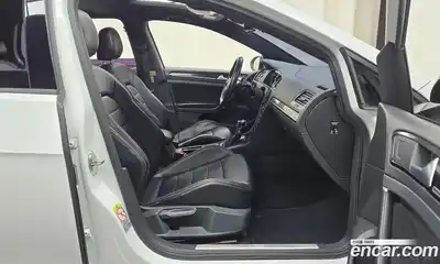 Volkswagen Golf 2016 2.0 Автомат в Москве № 169117, миниатюра 6