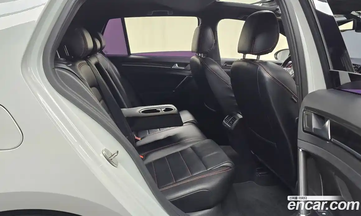 Volkswagen Golf 2016 2.0 Автомат в Москве № 169117, фото 8