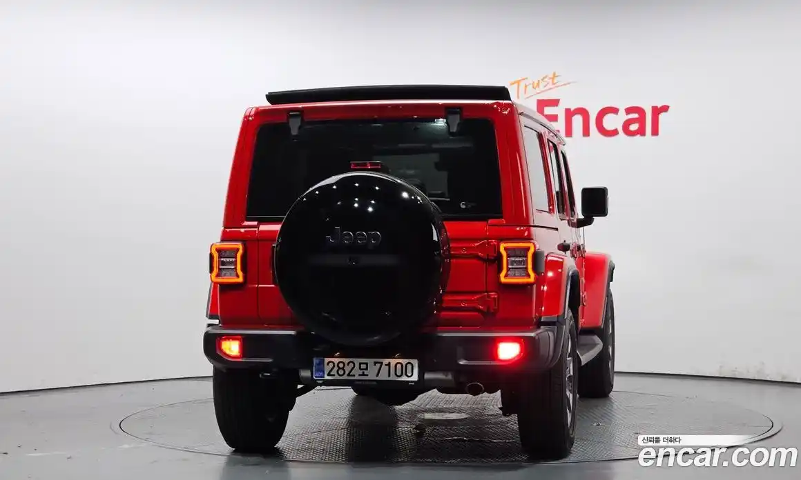 Jeep Wrangler 2023 2.0 Автомат в Москве № 169347, фото 8