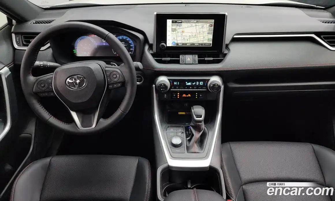 Toyota RAV4 2025 2.5 Автомат в Москве № 170113, фото 6