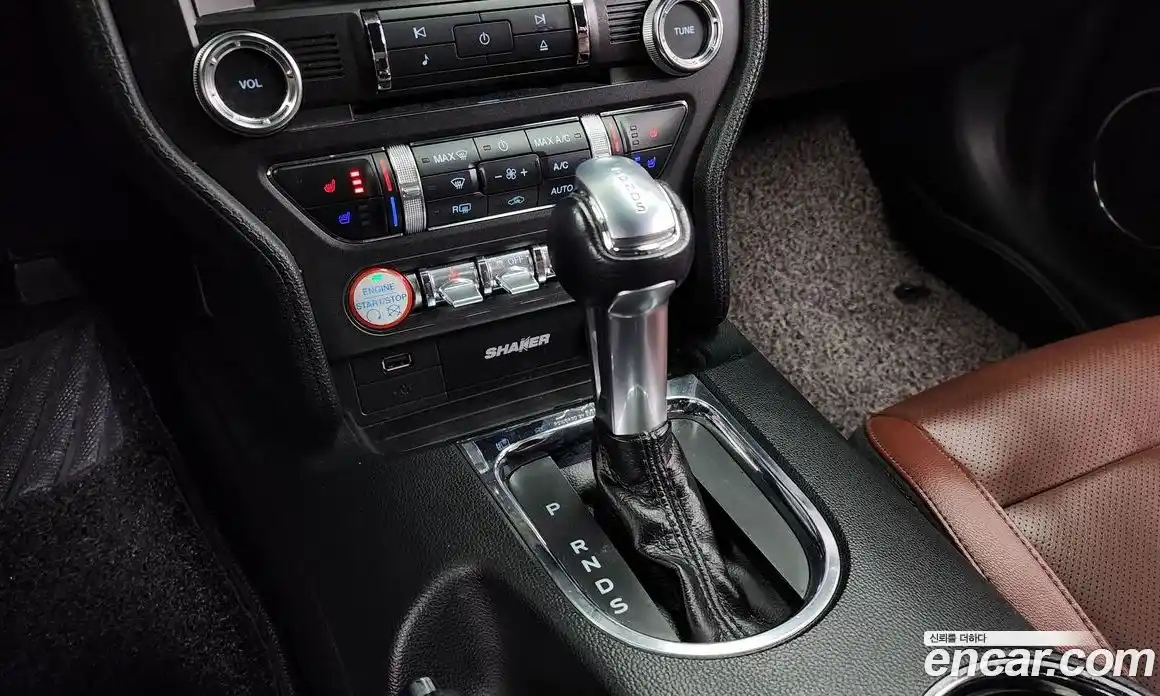 Ford Mustang 2015 5.0 Автомат в Москве № 170944, фото 14