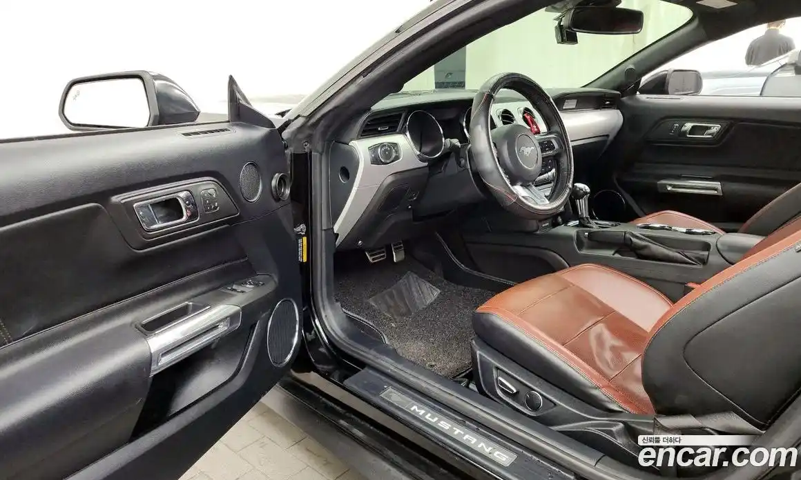 Ford Mustang 2015 5.0 Автомат в Москве № 170944, фото 4