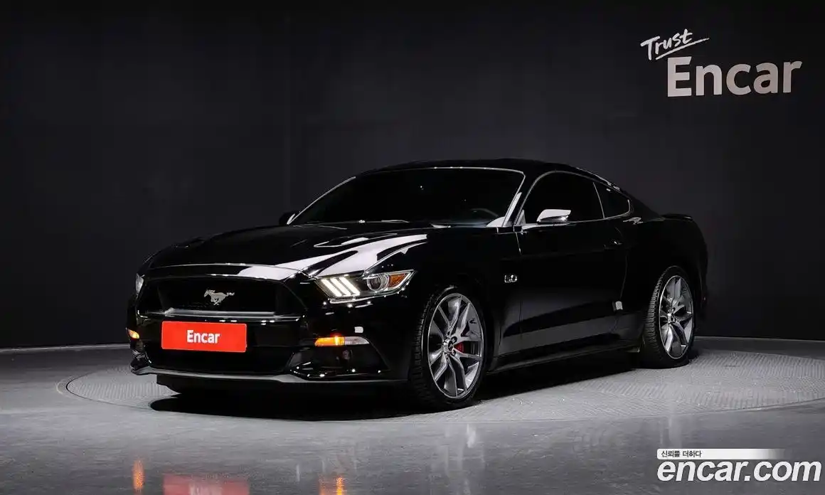 Ford Mustang 2015 5.0 Автомат в Москве № 170944, фото 9