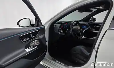 Mercedes-Benz E-Class 2024 3.0 Автомат в Москве № 177323, миниатюра 2