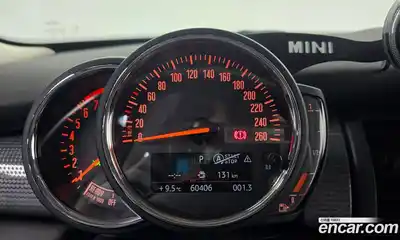 Mini Cooper 2019 1.5 Автомат в Москве № 183424, миниатюра 2