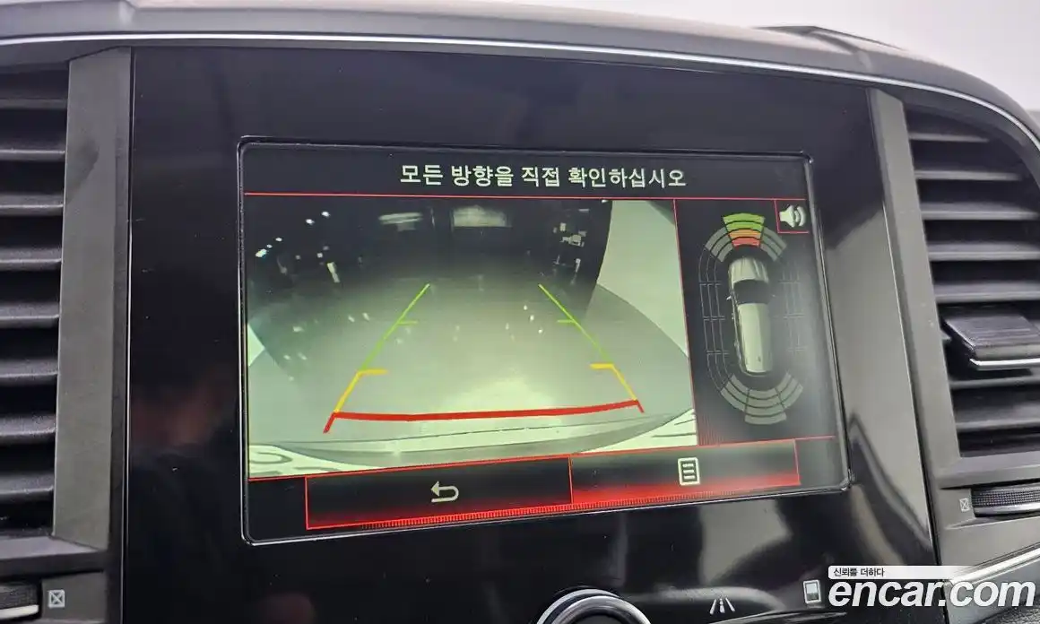 Renault QM6 2017 2.0 Автомат в Москве № 184095, фото 6