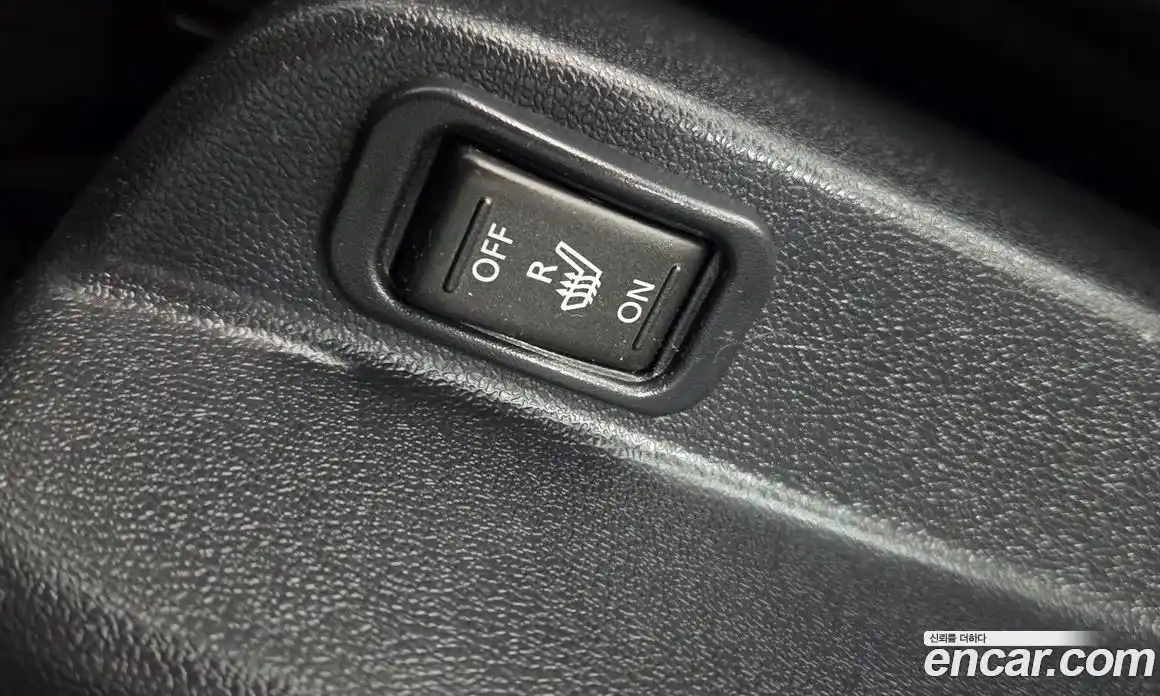 Renault SM3 2015 1.6 Автомат в Москве № 186136, фото 19