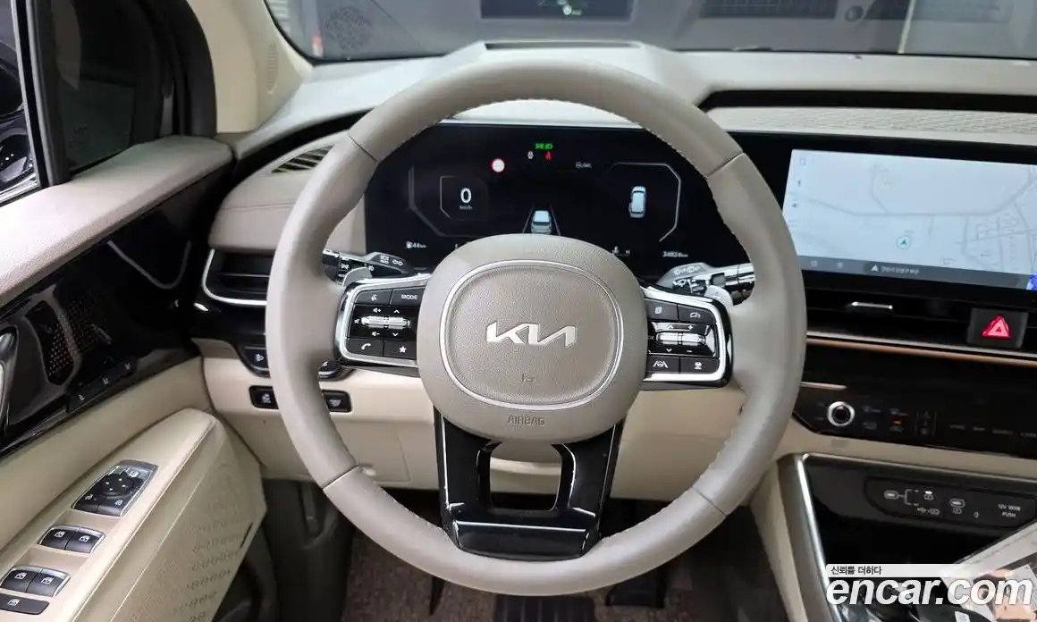 Kia Canival 2024 3.5 Автомат в Москве № 18655, фото 14