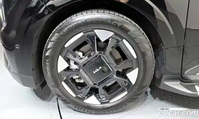 Kia Canival 2024 3.5 Автомат в Москве № 18655, миниатюра 9