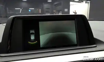 BMW 1-Series 2019 2.0 Автомат в Москве № 192417, миниатюра 2