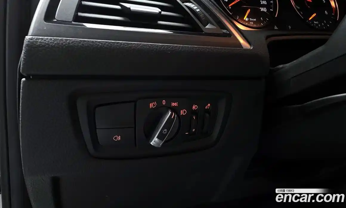 BMW 1-Series 2019 2.0 Автомат в Москве № 192417, фото 3