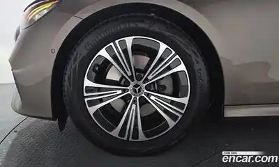 Mercedes-Benz E-Class, 2025