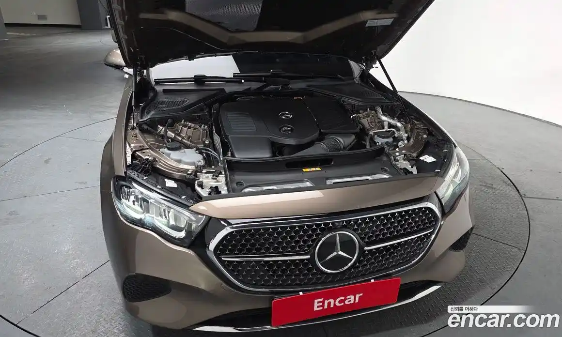 Mercedes-Benz E-Class 2025 2.0 Автомат в Москве № 193883, фото 16