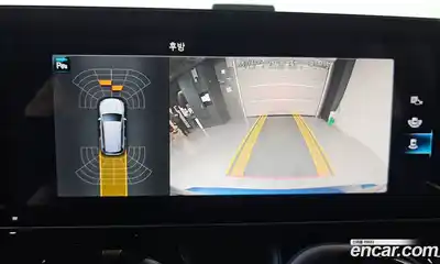 Mercedes-Benz GLB-Class 2023 1.9 Автомат в Москве № 194246, миниатюра 10