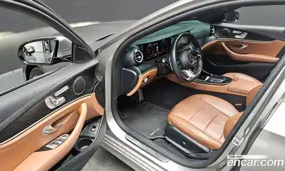 Mercedes-Benz E-Class 2021 1.9 Автомат в Москве № 195203, миниатюра 11