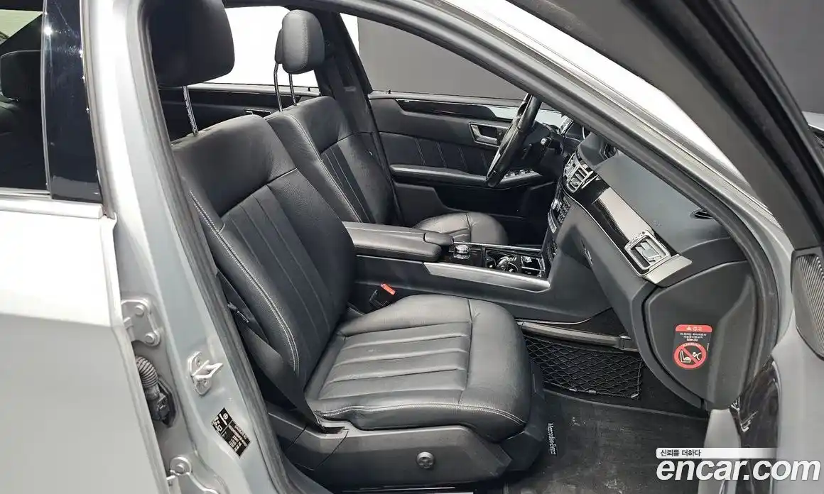 Mercedes-Benz E-Class 2015 3.5 Автомат в Москве № 195432, фото 14