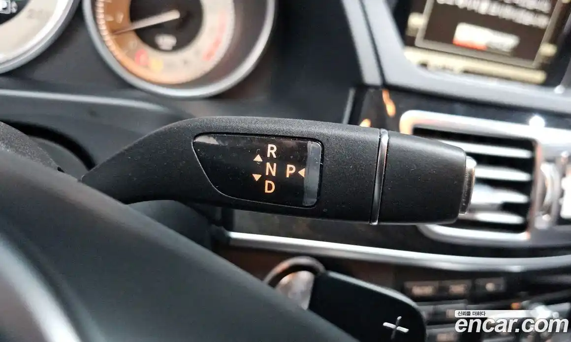 Mercedes-Benz E-Class 2015 3.5 Автомат в Москве № 195432, фото 18