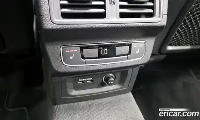 Audi Q5 2023 2.0 Автомат в Москве № 196005, миниатюра 5