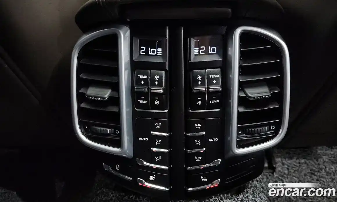 Porsche Cayenne 2016 3.0 Автомат в Москве № 197642, фото 15