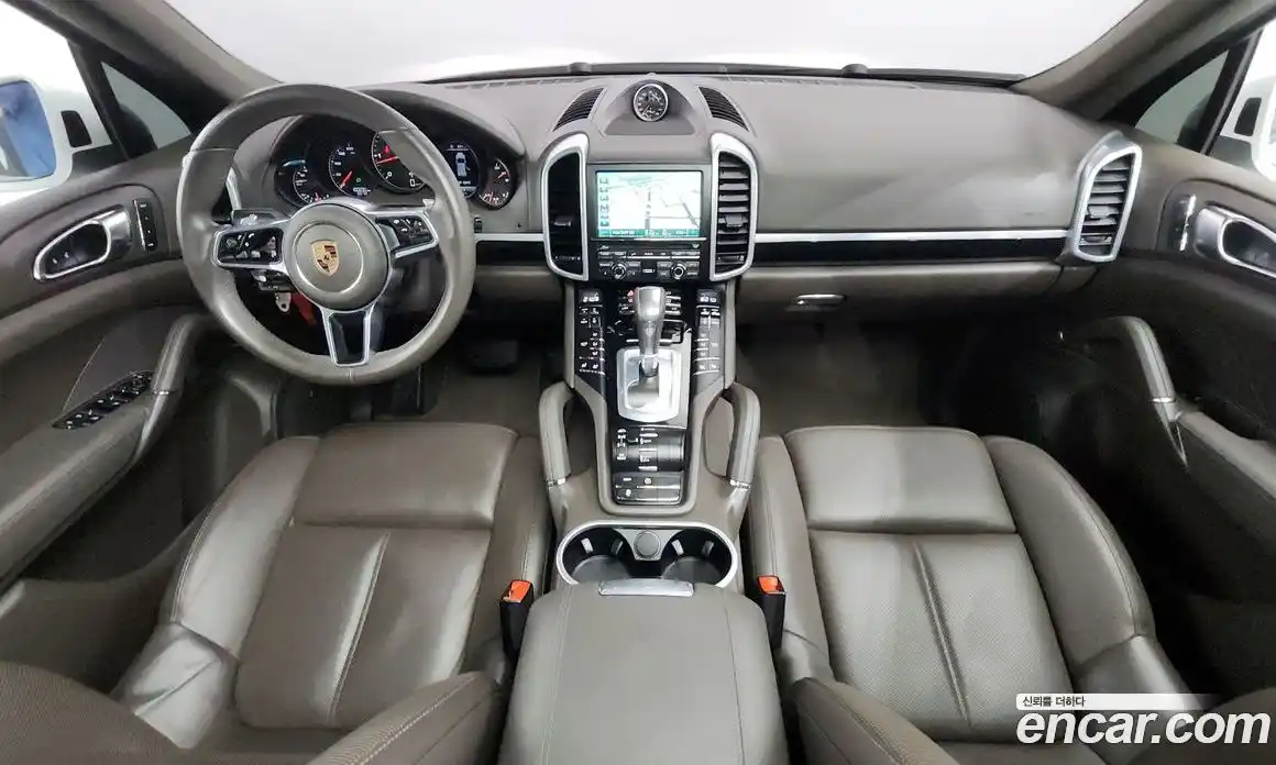Porsche Cayenne 2016 3.0 Автомат в Москве № 197642, фото 6