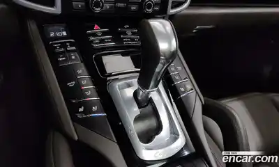 Porsche Cayenne 2016 3.0 Автомат в Москве № 197642, миниатюра 8