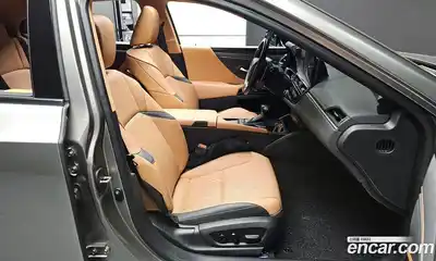 Lexus ES 2025 2.5 Автомат в Москве № 198754, миниатюра 5