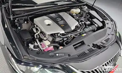 Lexus ES 2020 2.5 Автомат в Москве № 198793, миниатюра 2