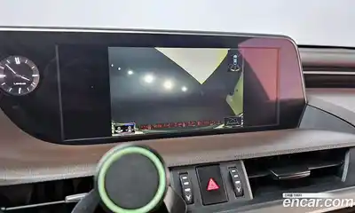 Lexus ES 2020 2.5 Автомат в Москве № 198793, миниатюра 5