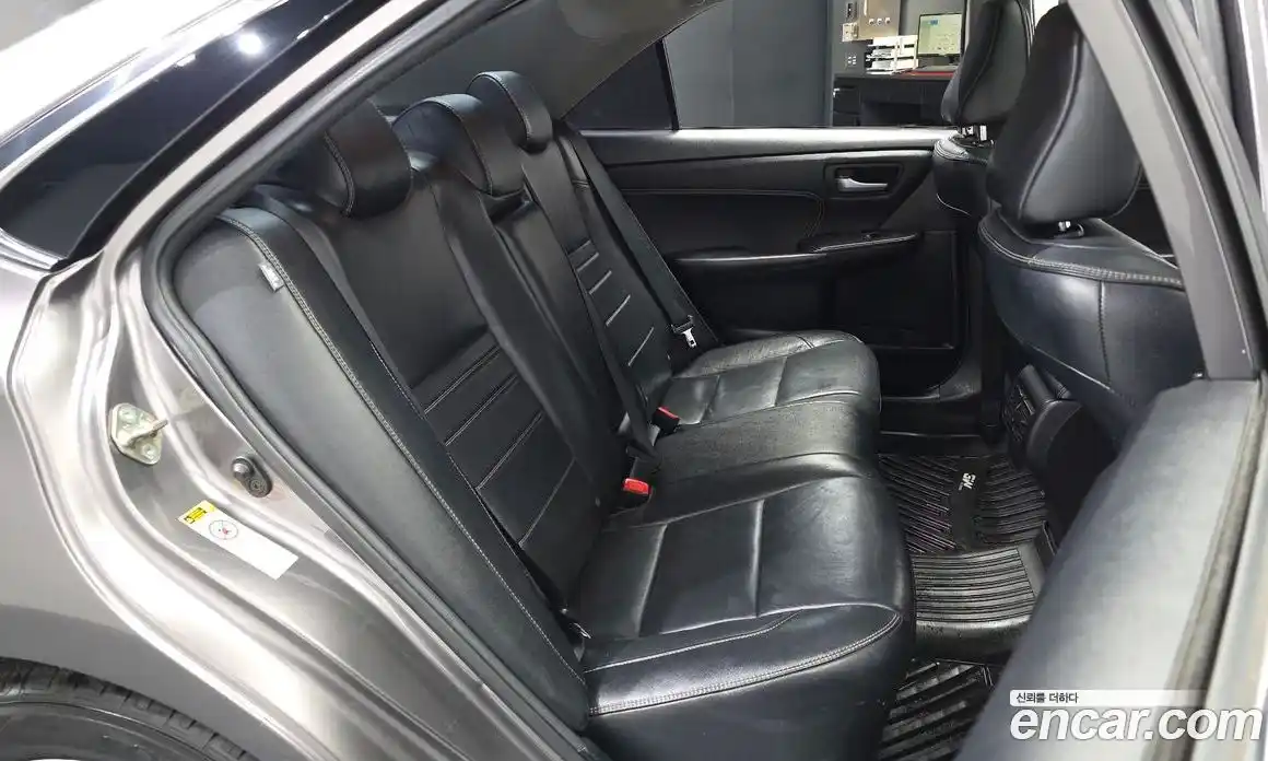 Toyota Camry 2017 2.5 Автомат в Москве № 199680, фото 14