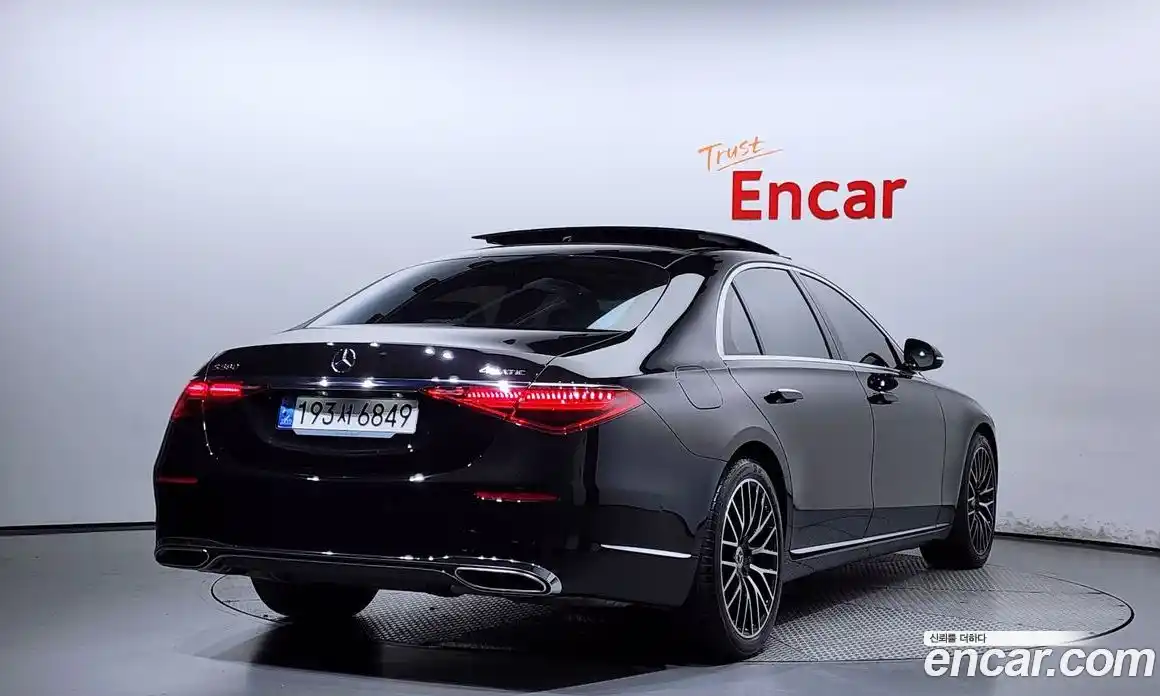 Mercedes-Benz S-Class 2023 4.0 Автомат в Москве № 202919, фото 13