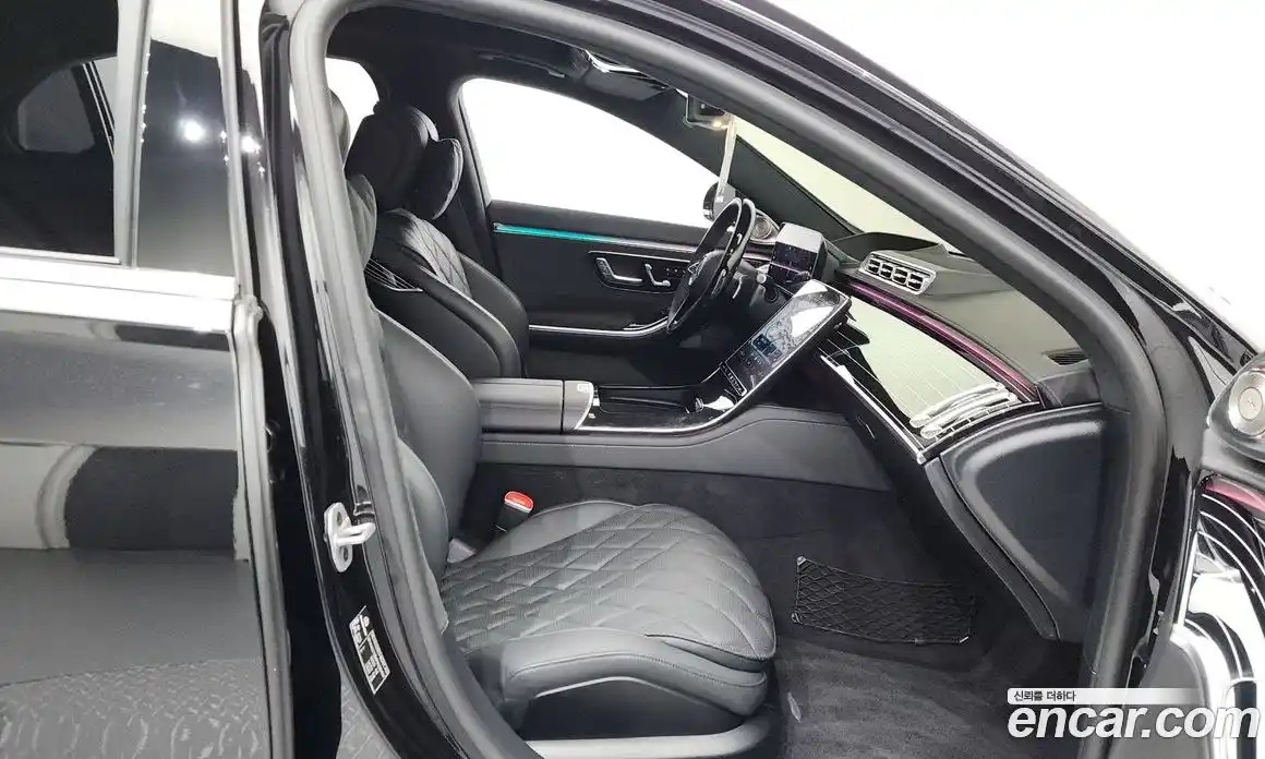 Mercedes-Benz S-Class 2023 4.0 Автомат в Москве № 202919, фото 15