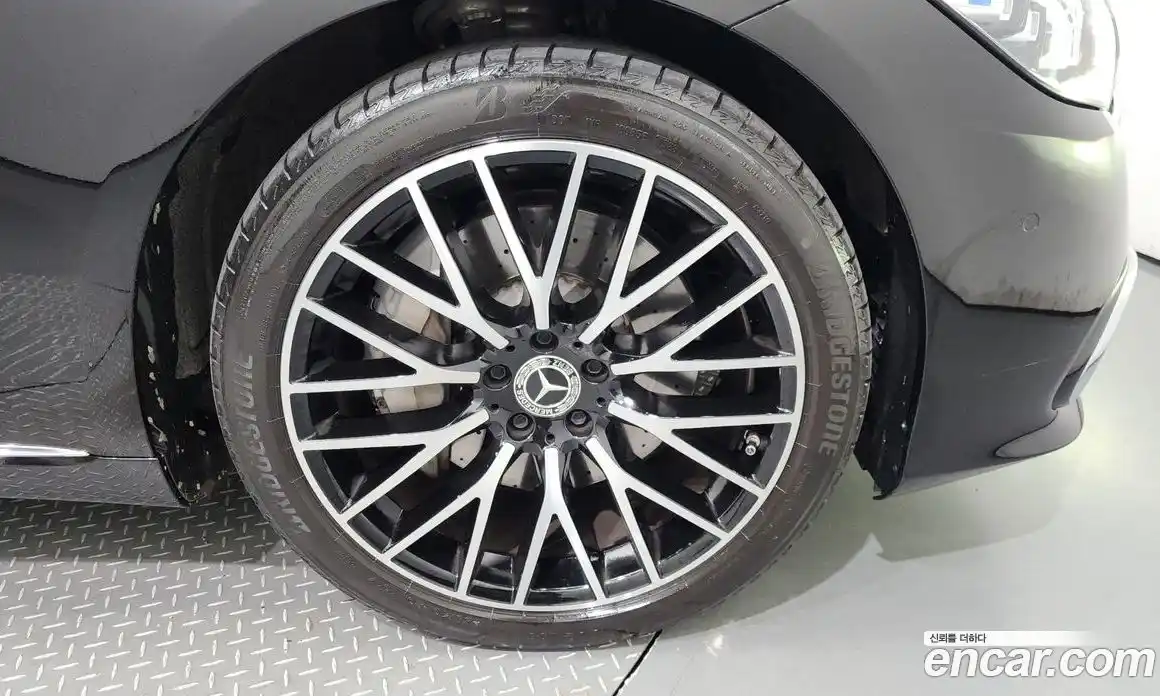 Mercedes-Benz S-Class 2023 4.0 Автомат в Москве № 202919, фото 16