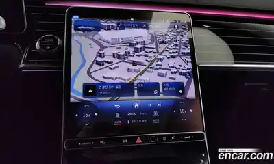 Mercedes-Benz S-Class 2023 4.0 Автомат в Москве № 202919, миниатюра 3