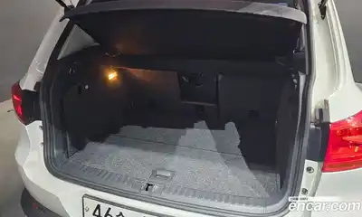 Volkswagen Tiguan 2014 2.0 Автомат в Москве № 205740, миниатюра 3