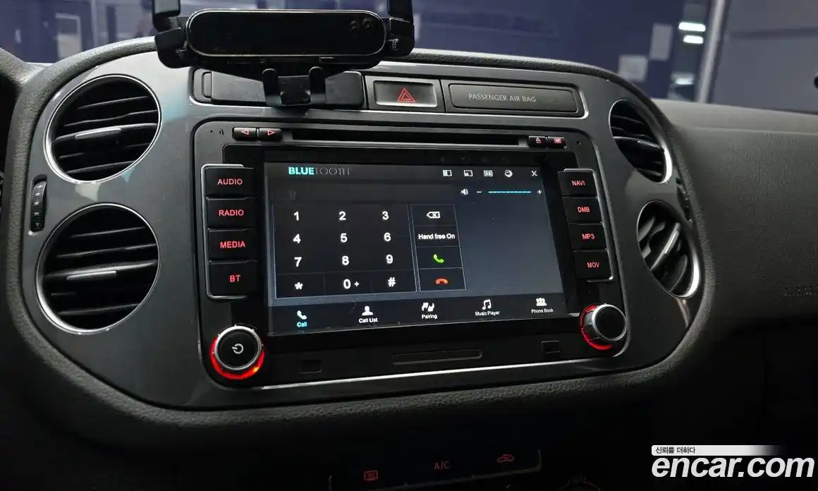 Volkswagen Tiguan 2014 2.0 Автомат в Москве № 205740, фото 7