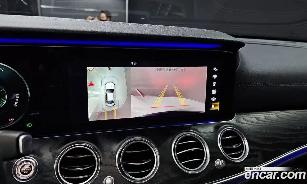 Mercedes-Benz E-Class 2021 1.9 Автомат в Москве № 206400, фото 12