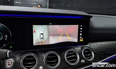 Mercedes-Benz E-Class 2021 1.9 Автомат в Москве № 206400, миниатюра 12