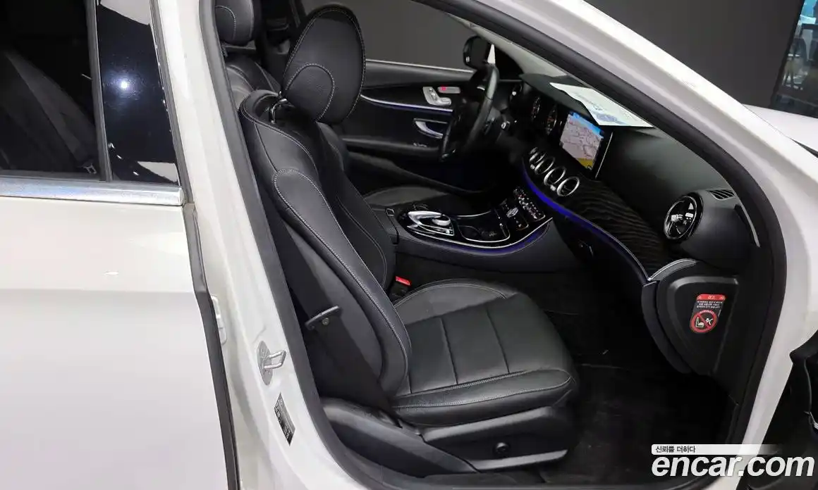 Mercedes-Benz E-Class 2017 1.9 Автомат в Москве № 209247, фото 20