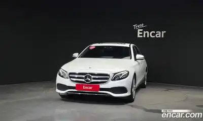 Mercedes-Benz E-Class 2017 1.9 Автомат в Москве № 209247, миниатюра 4