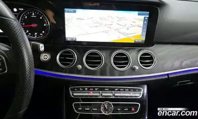 Mercedes-Benz E-Class 2017 1.9 Автомат в Москве № 209247, миниатюра 7