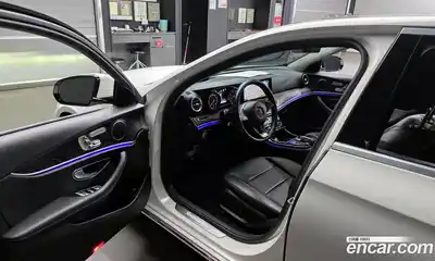 Mercedes-Benz E-Class 2017 1.9 Автомат в Москве № 209247, миниатюра 9