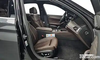 BMW 5-Series 2020 2.0 Автомат в Москве № 210727, миниатюра 6