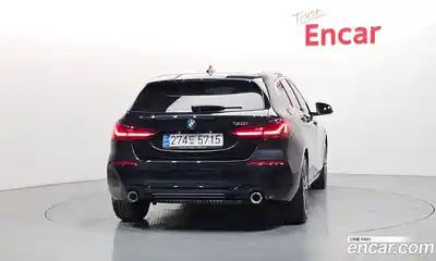 BMW 1-Series 2022 2.0 Автомат в Москве № 211441, миниатюра 2