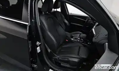 BMW 1-Series 2022 2.0 Автомат в Москве № 211441, миниатюра 5